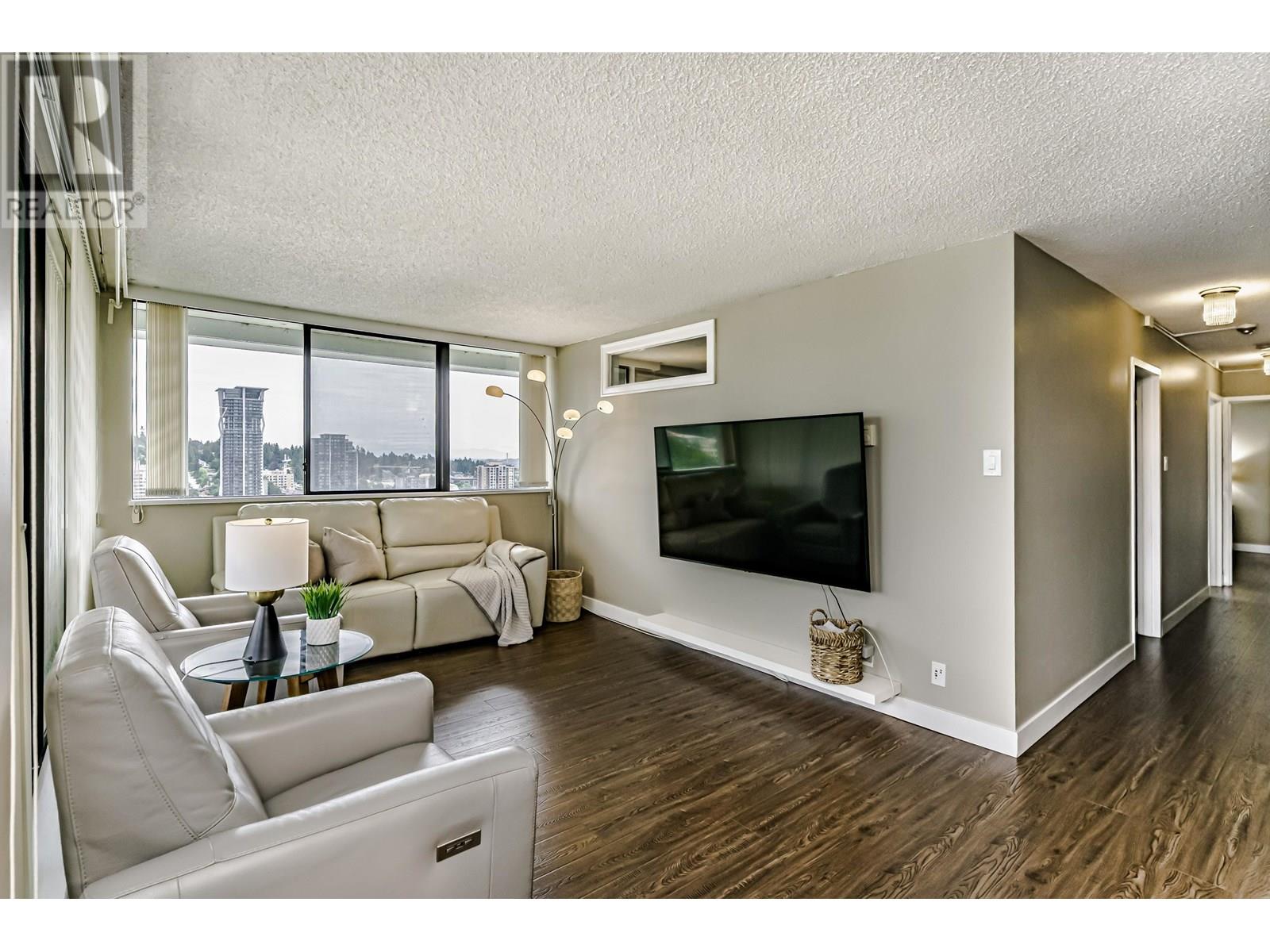 Photo 6 of 2403 9521 Cardston, Burnaby BC