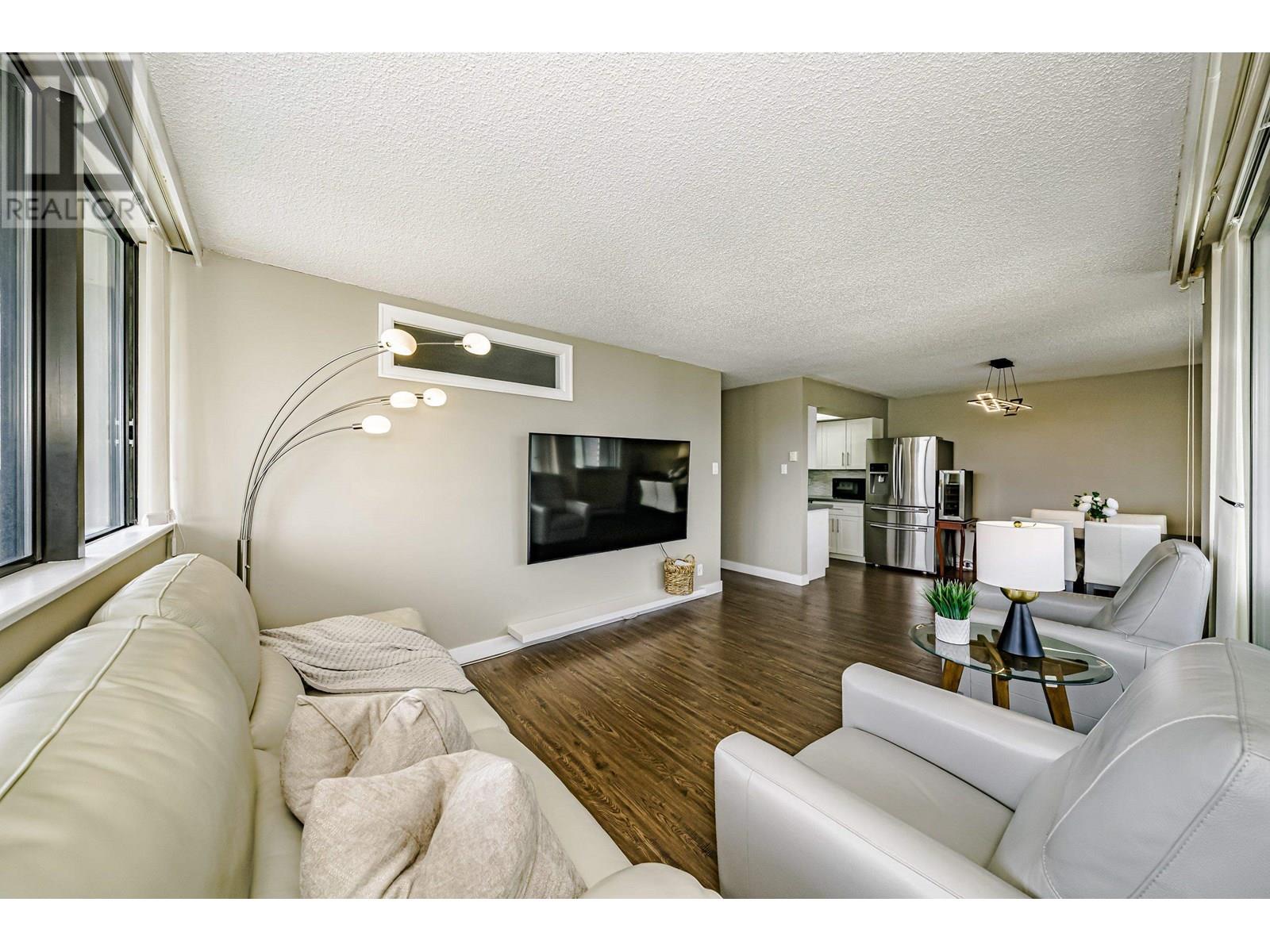 Photo 29 of 2403 9521 Cardston, Burnaby BC