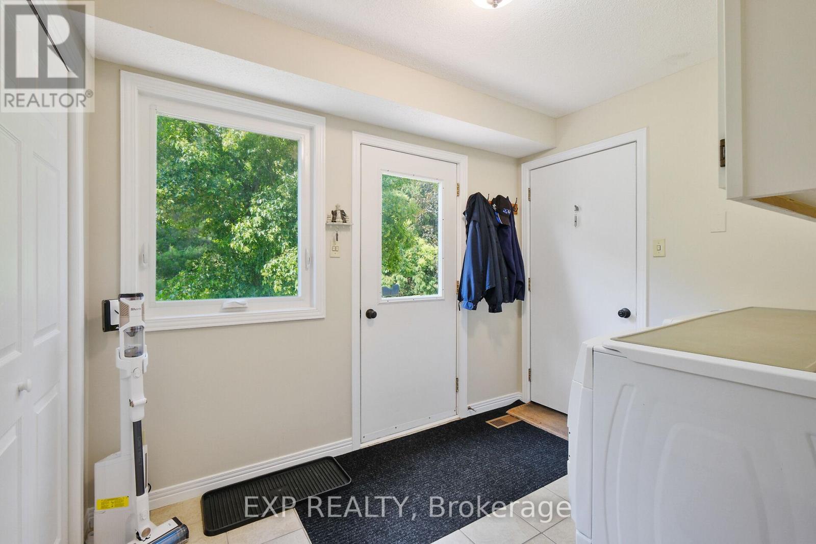 Photo 39 of 1376 Macdonald Road, Russell ON