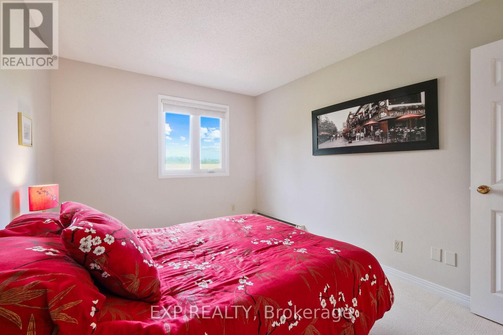 Photo 21 of 1376 Macdonald Road, Russell ON