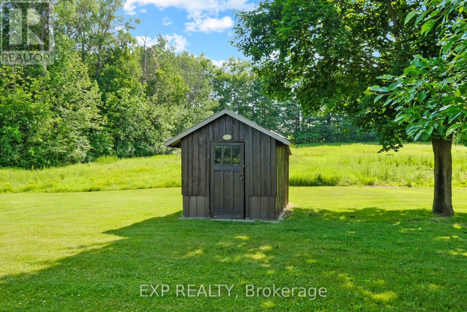 Photo 16 of 1376 Macdonald Road, Russell ON