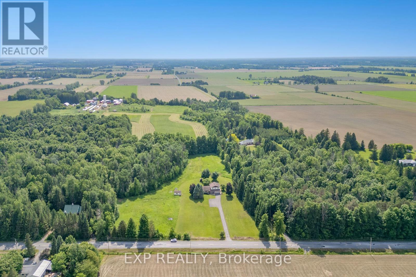 Photo 46 of 1376 Macdonald Road, Russell ON