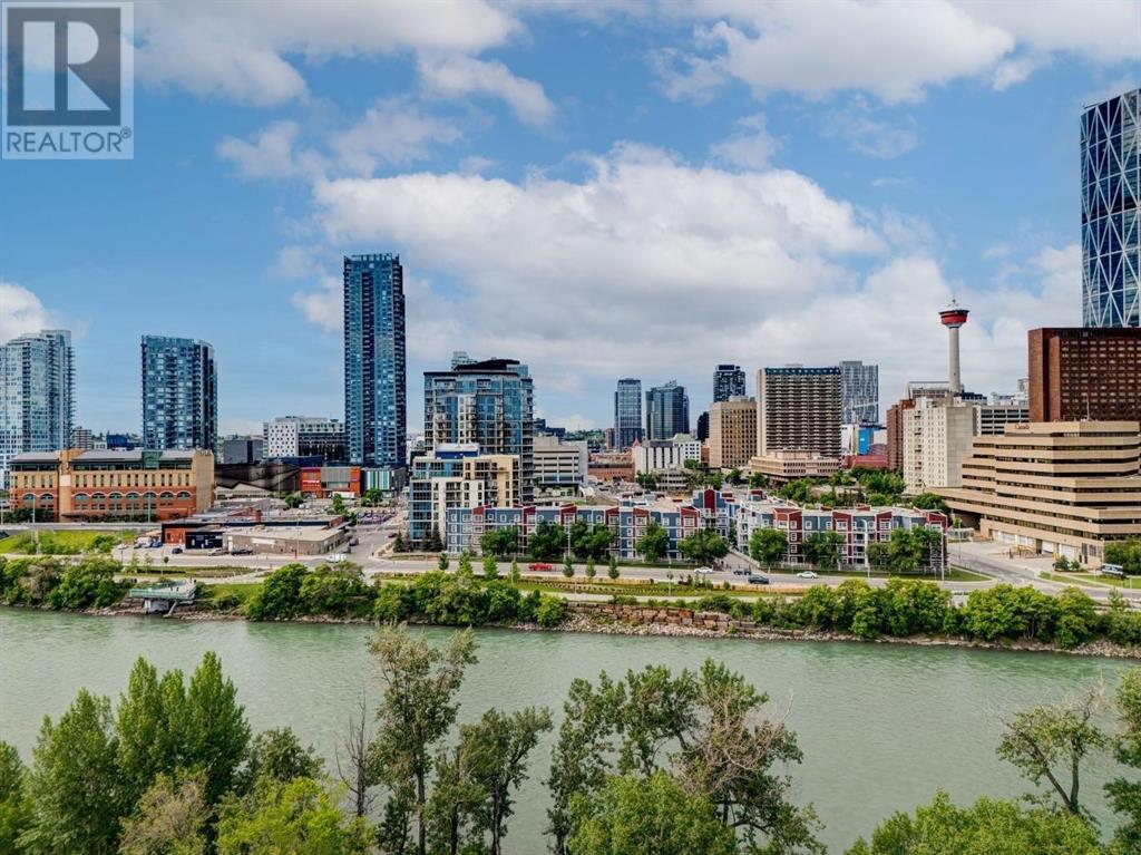 Single Family House for Sale in   Meredith Road NE Crescent Heights Calgary 