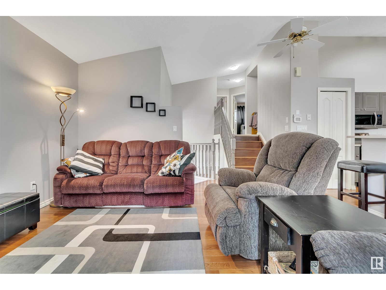 Photo 24 of 123 215 Blackburn E Sw, Edmonton AB