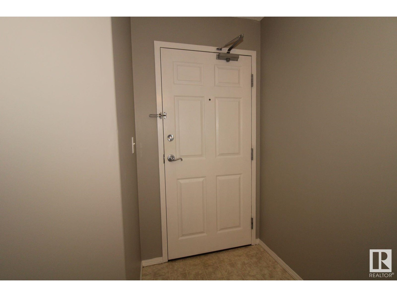 Photo 32 of 404 11103 84 Av Nw, Edmonton AB