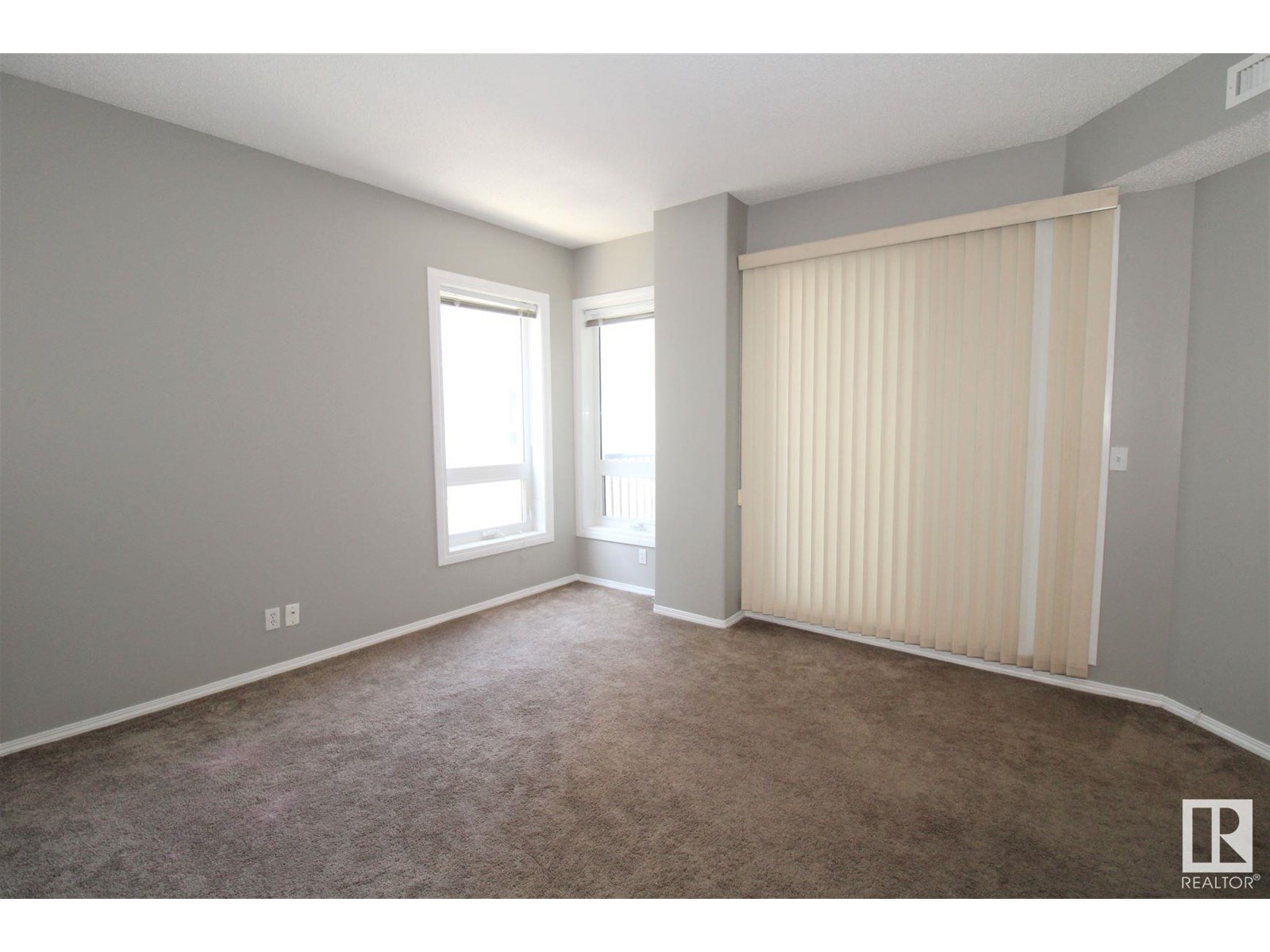 Photo 13 of 404 11103 84 Av Nw, Edmonton AB