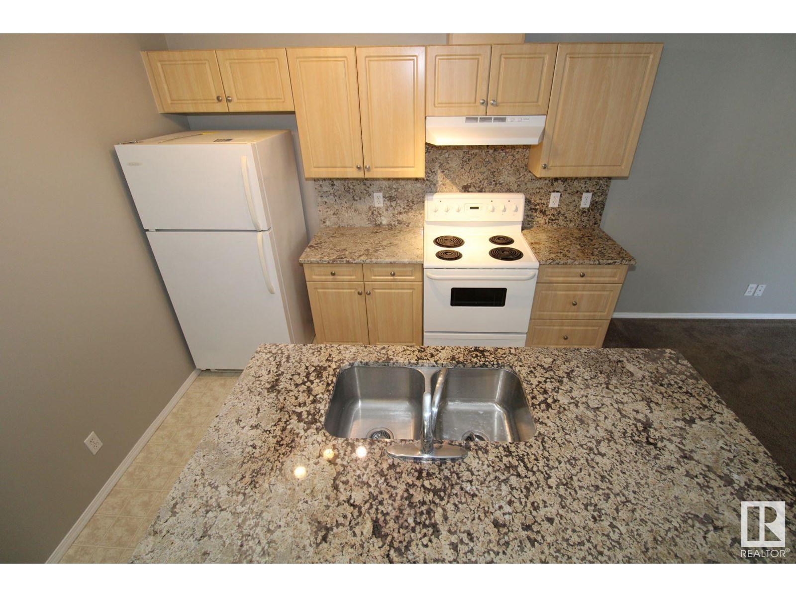 Photo 36 of 404 11103 84 Av Nw, Edmonton AB