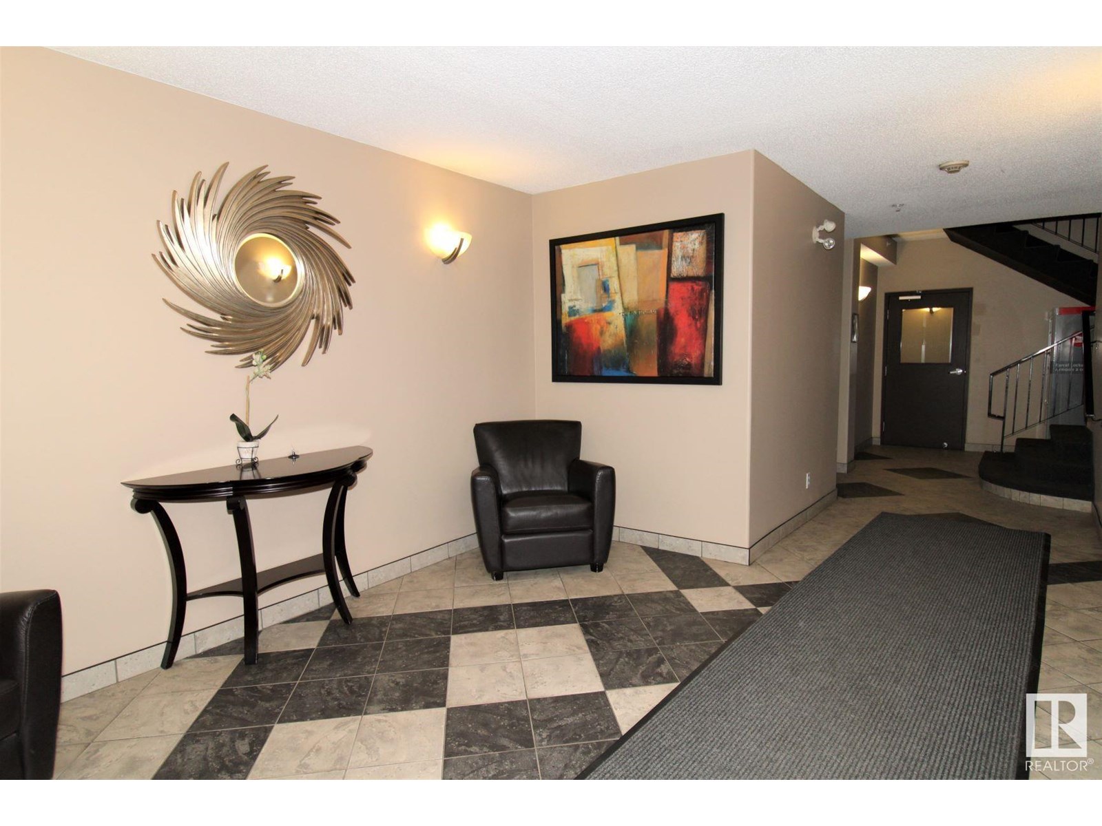 Photo 10 of 404 11103 84 Av Nw, Edmonton AB