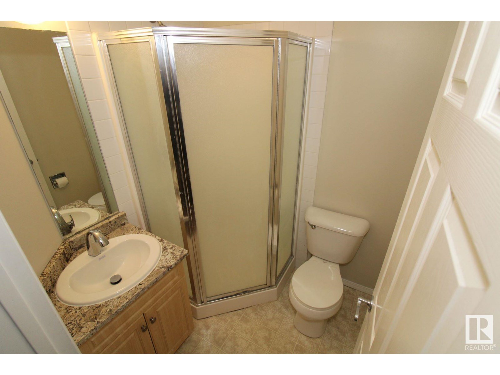 Photo 40 of 404 11103 84 Av Nw, Edmonton AB