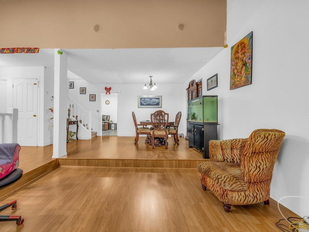 Photo 10 of 13831 80 A Avenue, Surrey BC