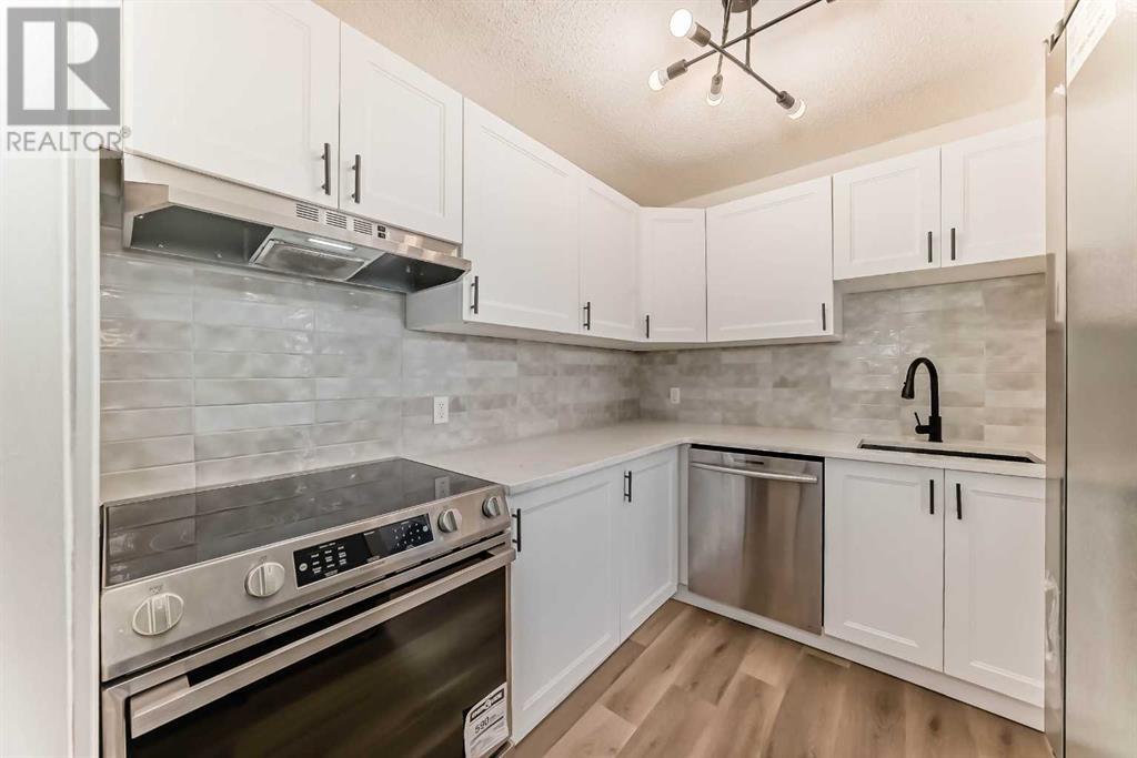 Single Family House for Sale in    Street NE Rundle Calgary 
