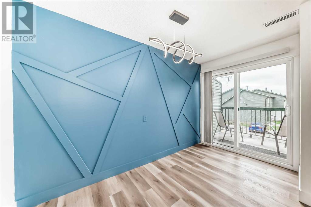 Single Family House for Sale in    Street NE Rundle Calgary 