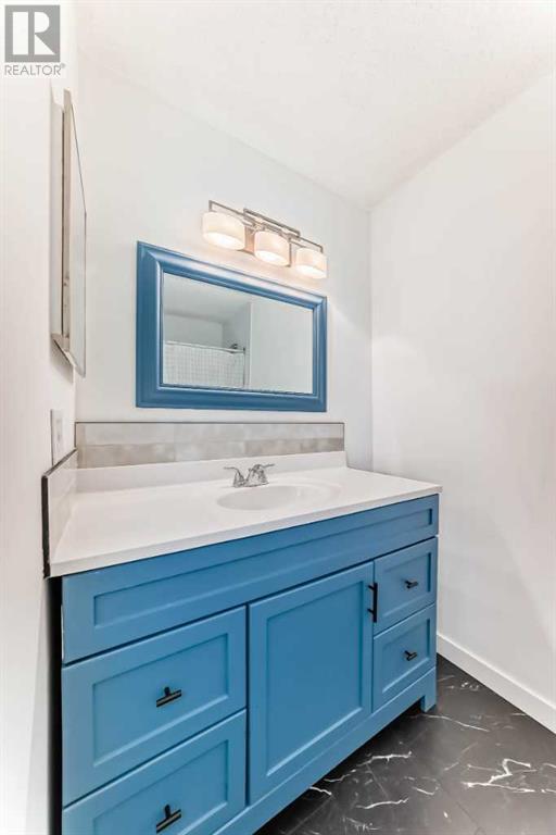 Single Family House for Sale in    Street NE Rundle Calgary 