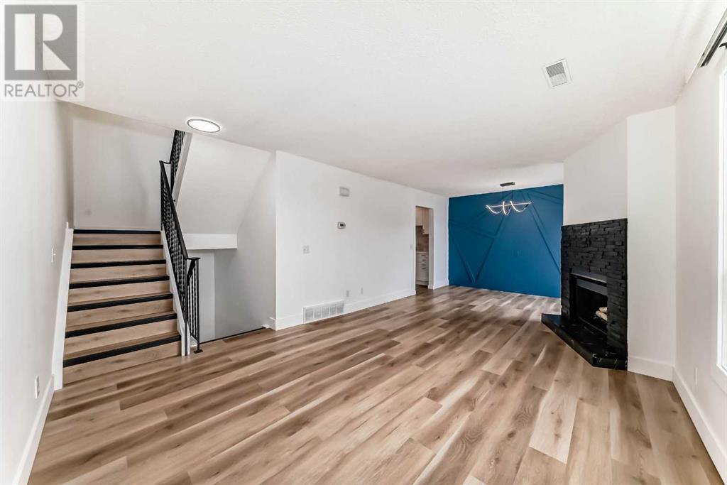 Single Family House for Sale in    Street NE Rundle Calgary 