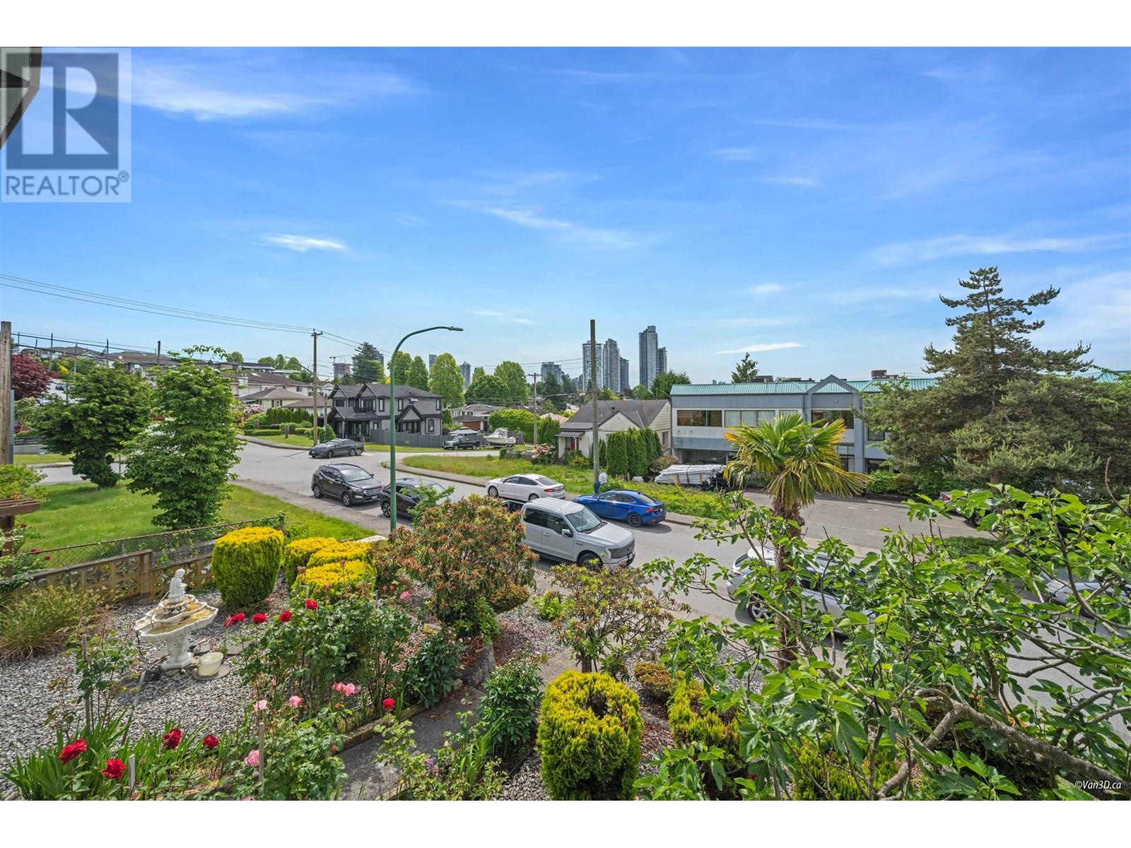 Photo 29 of 3881 Napier Street, Burnaby BC