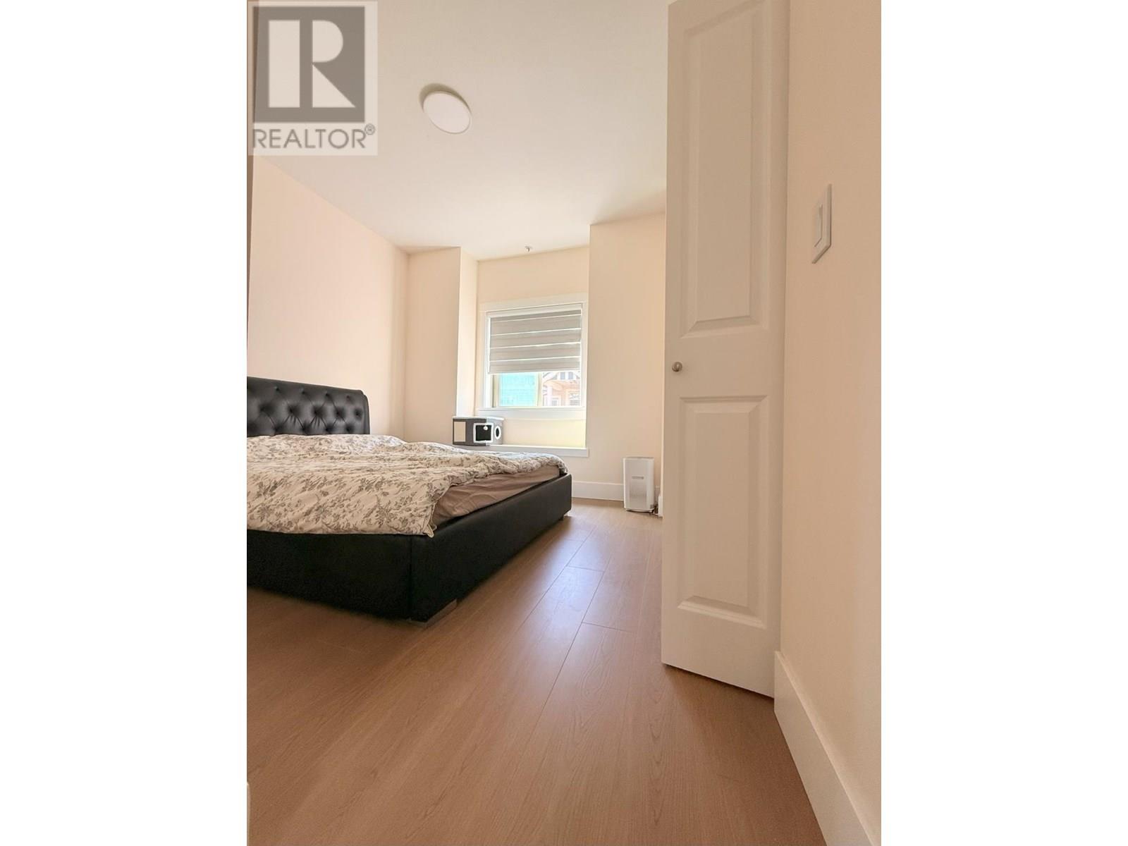 Photo 11 of 107 7168 Stride Avenue, Burnaby BC
