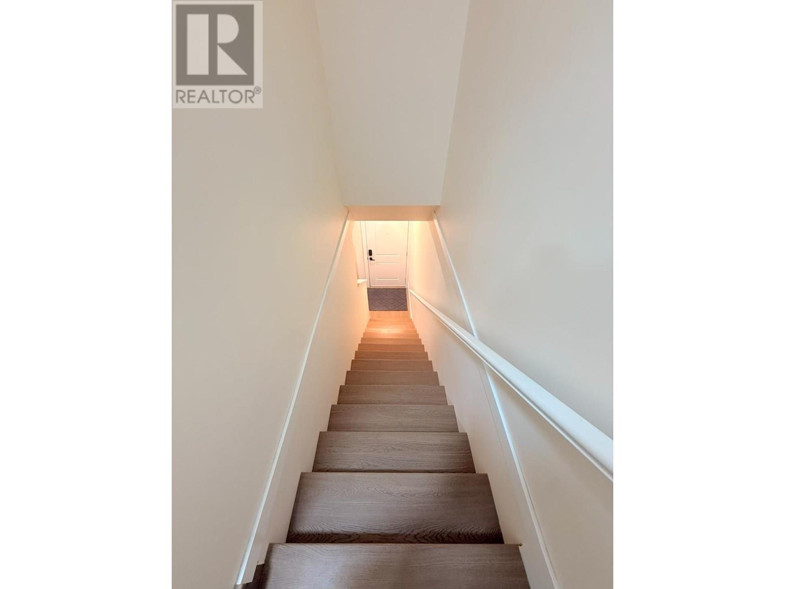 Photo 4 of 107 7168 Stride Avenue, Burnaby BC