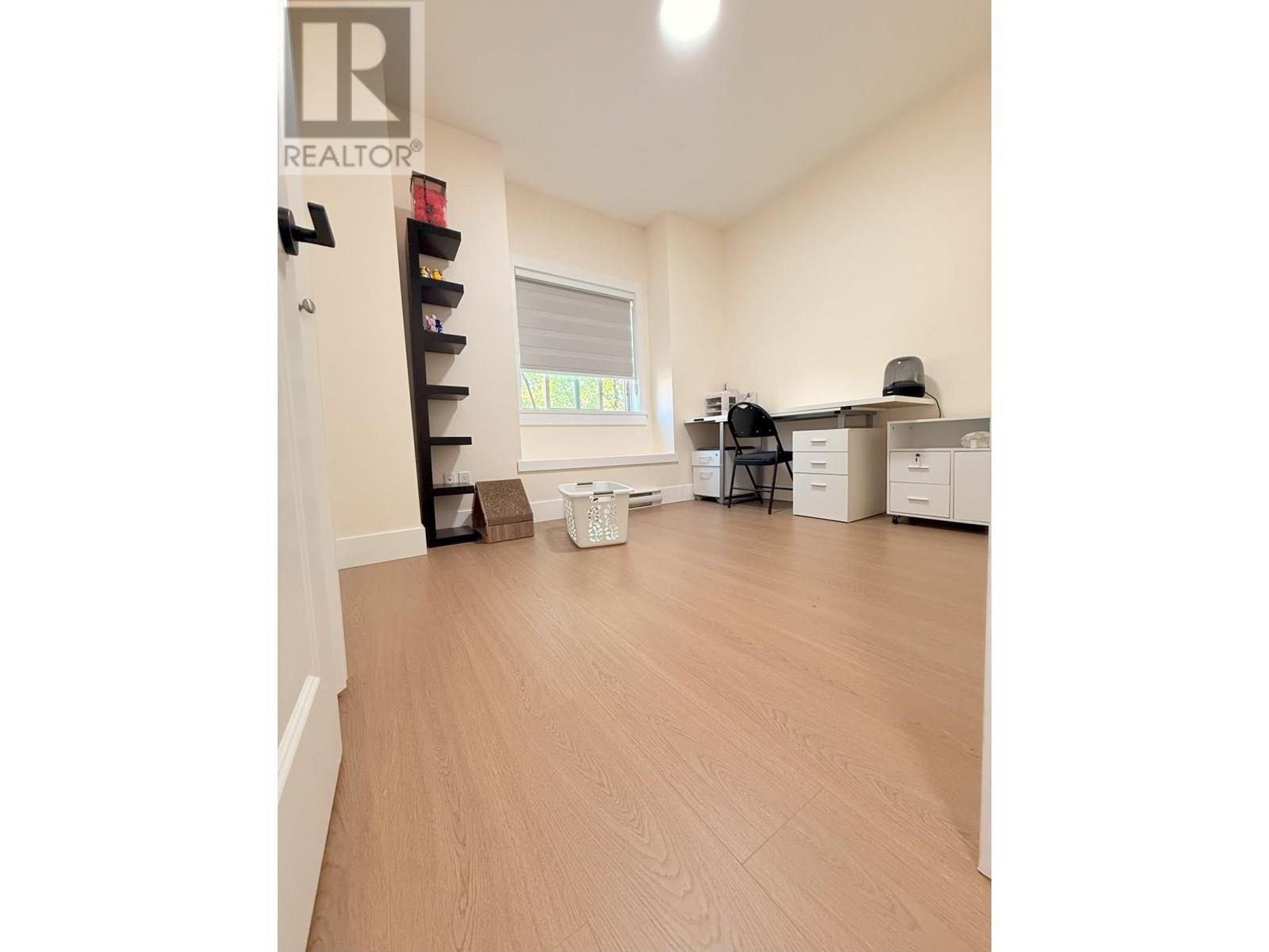 Photo 8 of 107 7168 Stride Avenue, Burnaby BC