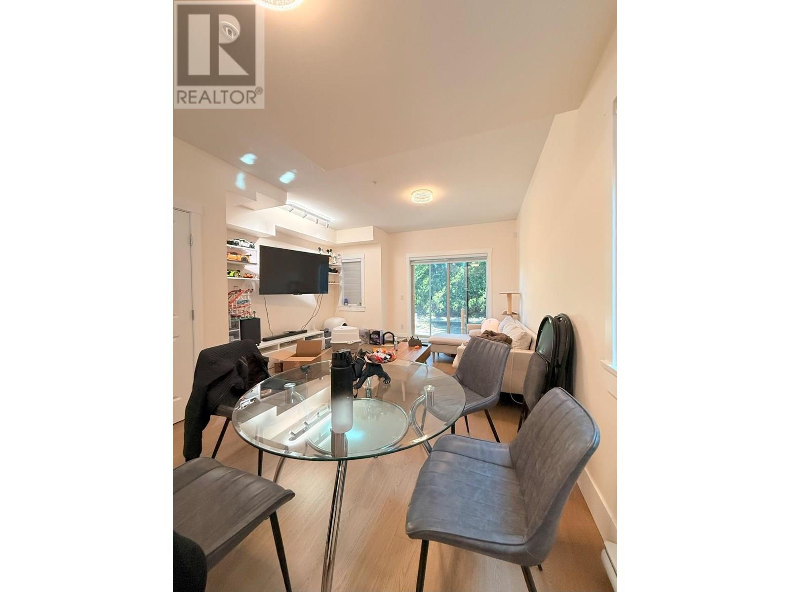Photo 9 of 107 7168 Stride Avenue, Burnaby BC