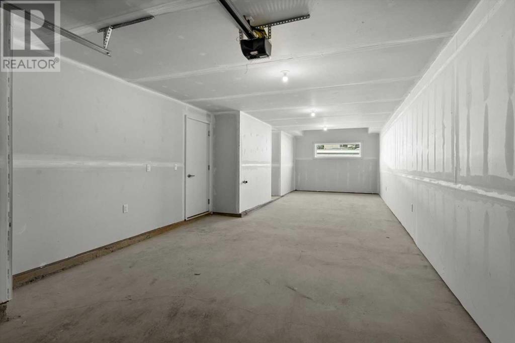 507 Shawnee Square SW, Calgary, Alberta