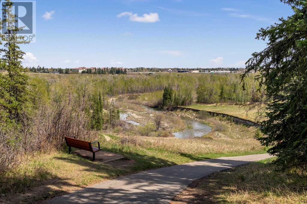 Single Family House for Sale in  Shawnee Square SW Shawnee Slopes Calgary 