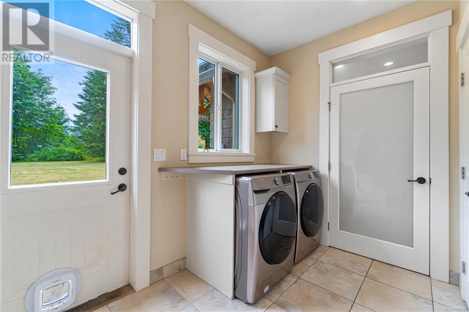 Photo 30 of 1156 Allgard Rd, Qualicum Beach BC