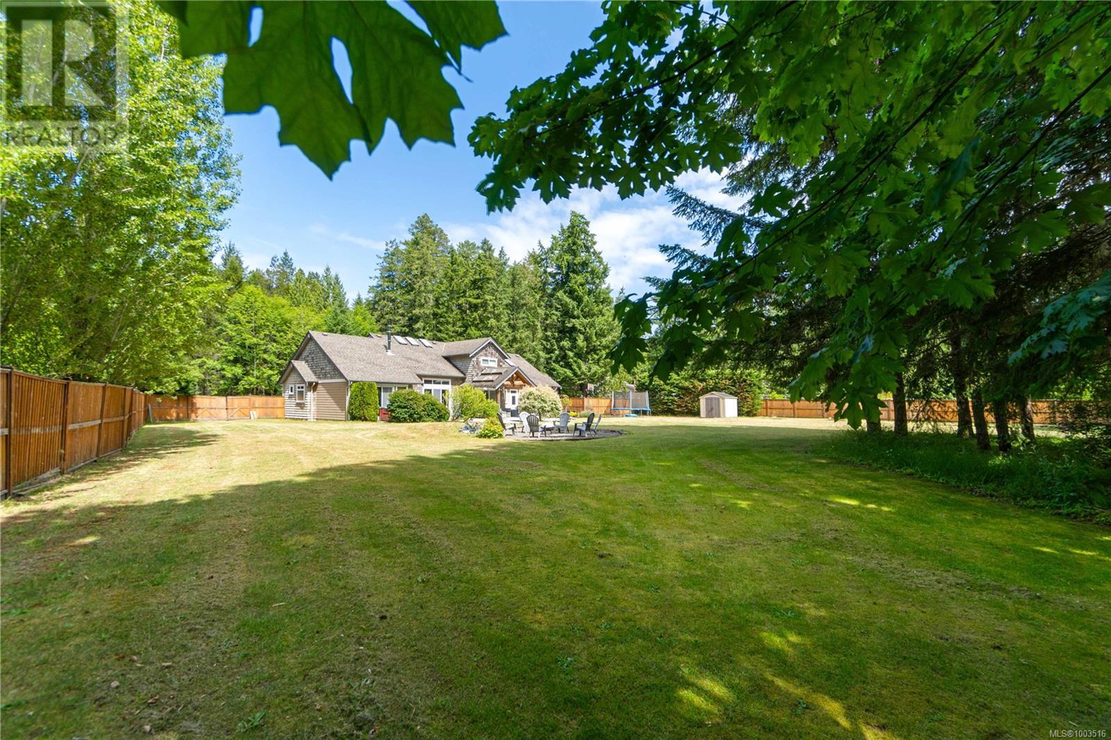 Photo 37 of 1156 Allgard Rd, Qualicum Beach BC