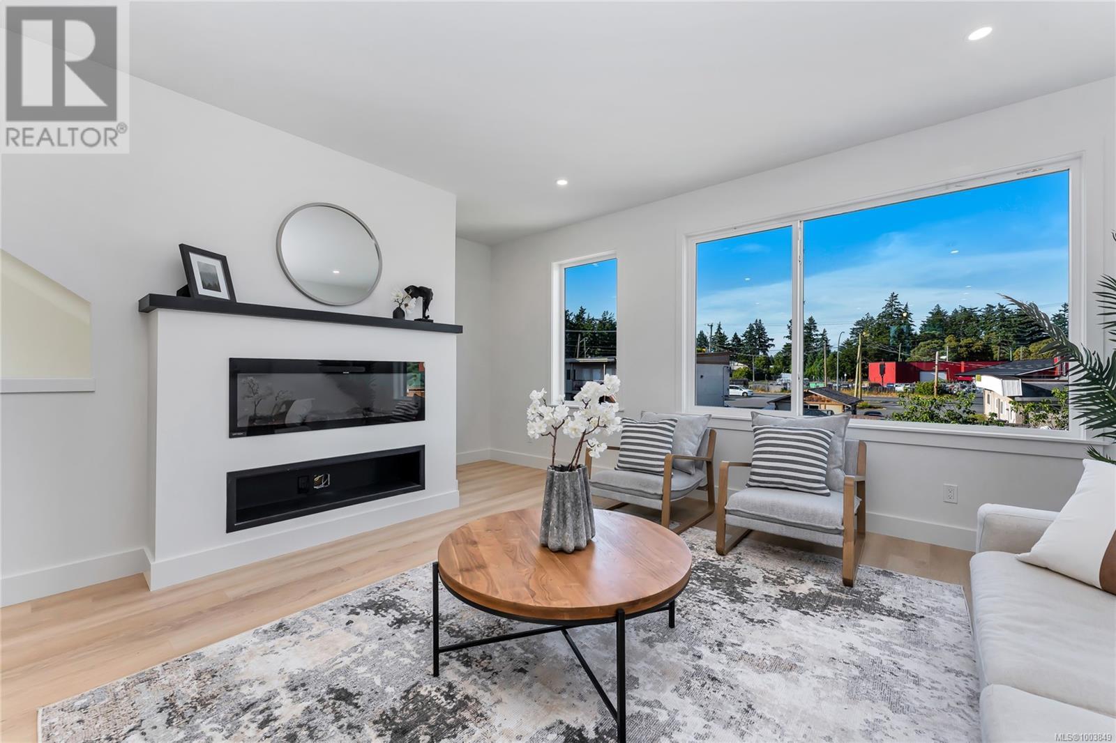 Photo 7 of 909 Vine Crt, Langford BC