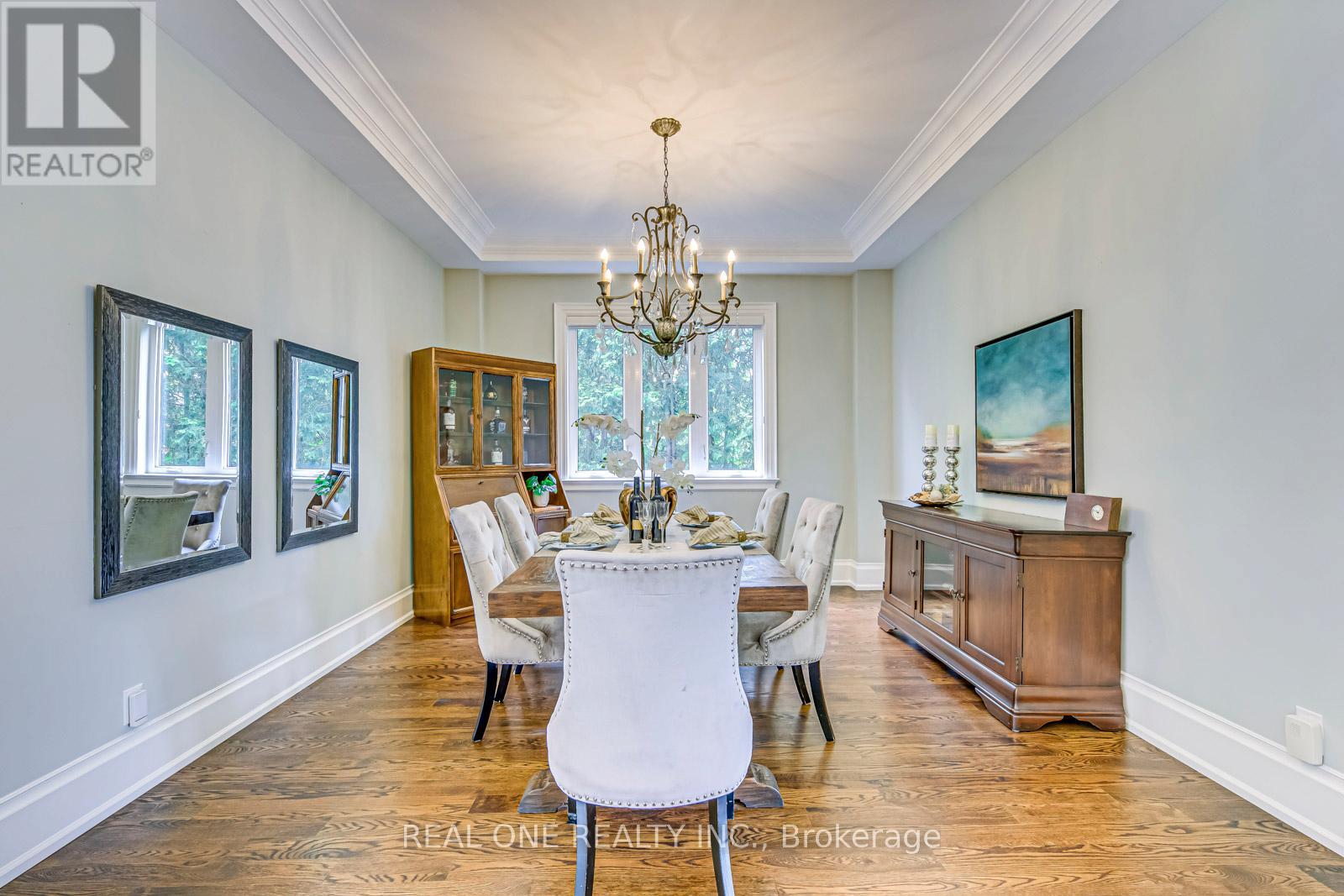 Photo 10 of 332 Sawyer Road, Oakville ON