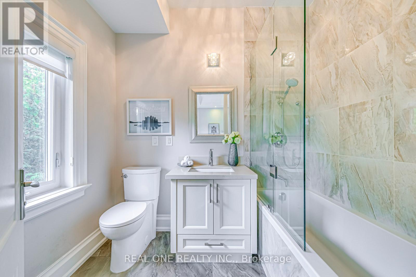 Photo 34 of 332 Sawyer Road, Oakville ON