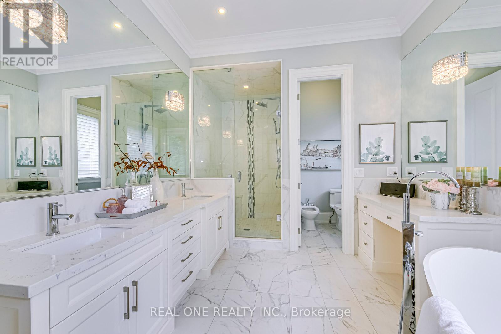 Photo 27 of 332 Sawyer Road, Oakville ON