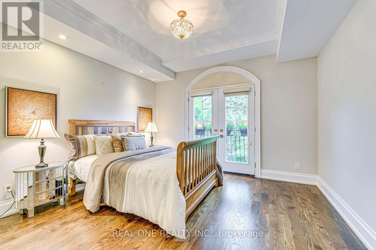 Photo 28 of 332 Sawyer Road, Oakville ON