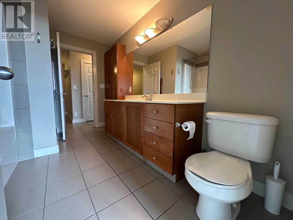 Single Family House for Sale in   Hemlock Crescent SW Spruce Cliff Calgary 