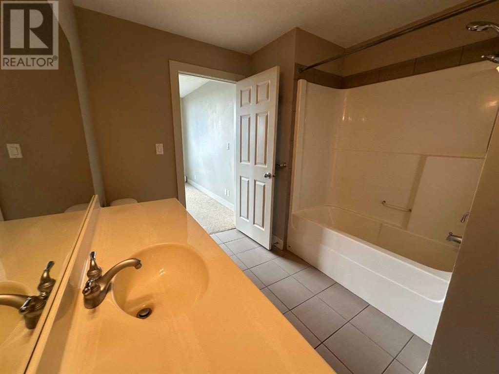 Single Family House for Sale in   Hemlock Crescent SW Spruce Cliff Calgary 