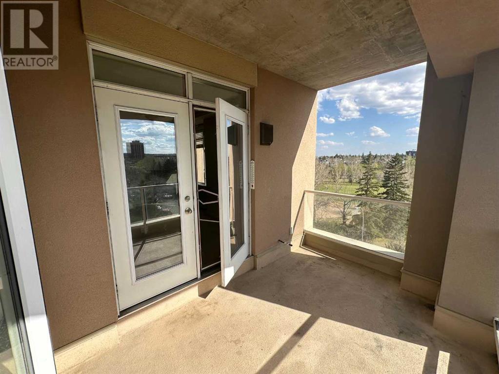 Single Family House for Sale in   Hemlock Crescent SW Spruce Cliff Calgary 