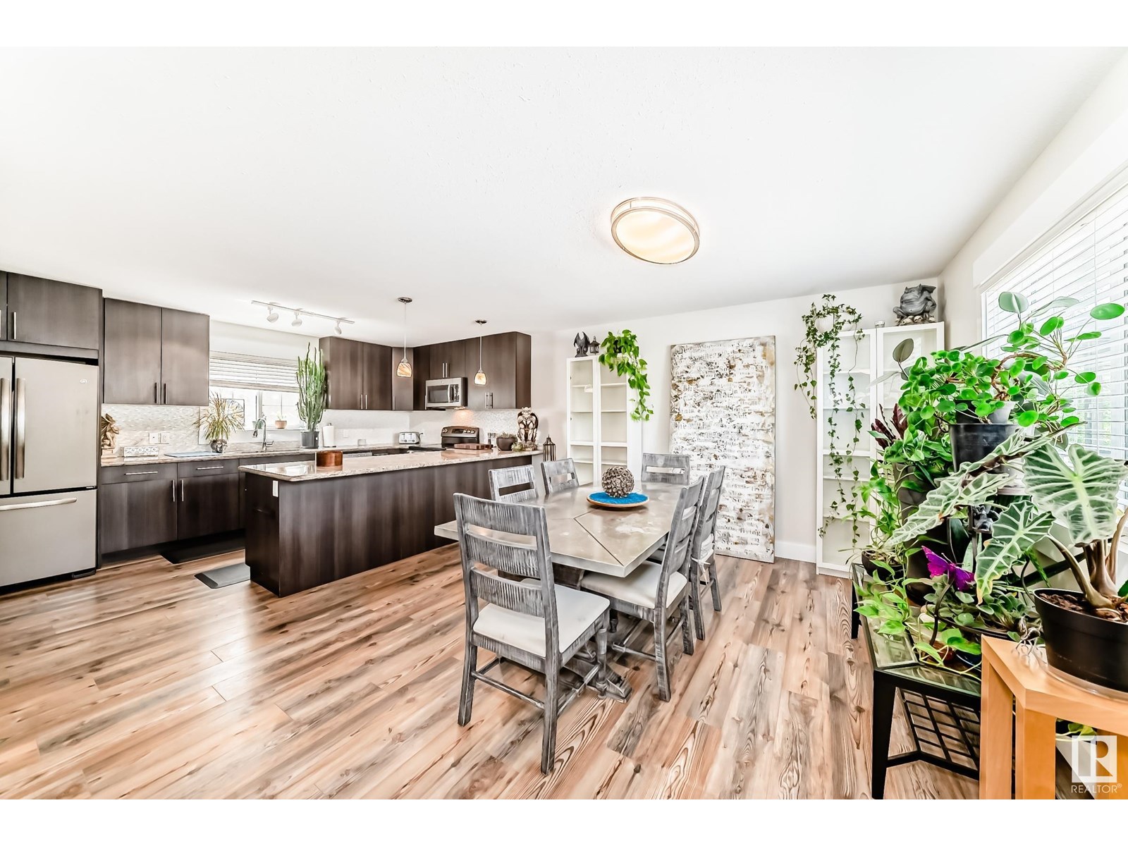 Photo 16 of 9211 123 Av Nw, Edmonton AB