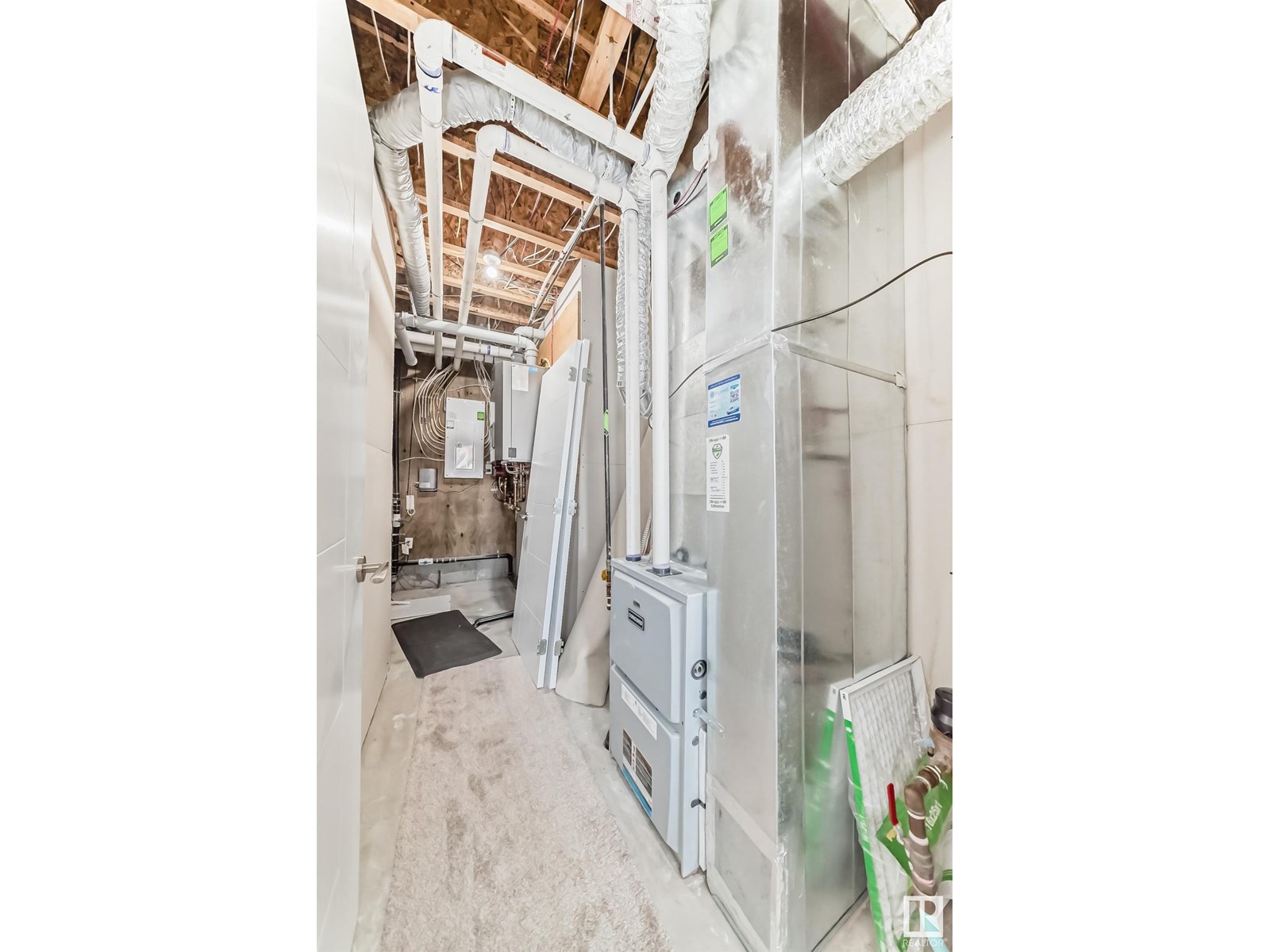 Photo 60 of 9211 123 Av Nw, Edmonton AB