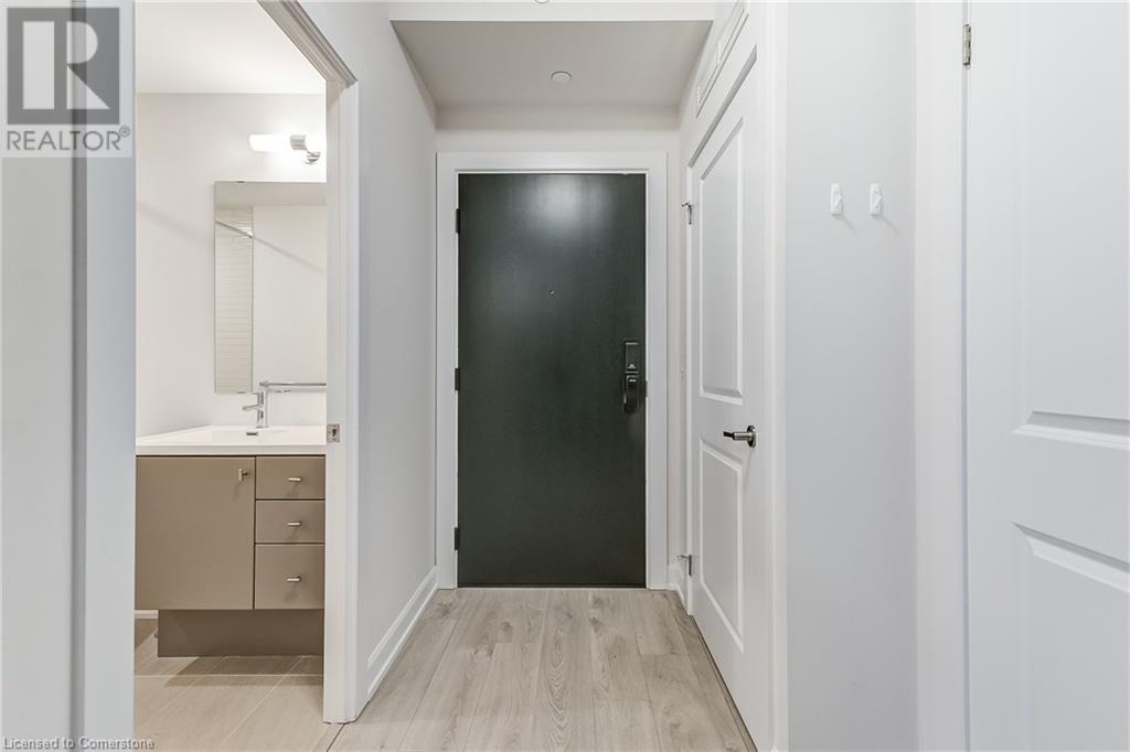 Photo 9 of 3200 William Coltson Avenue Unit 401, Oakville ON