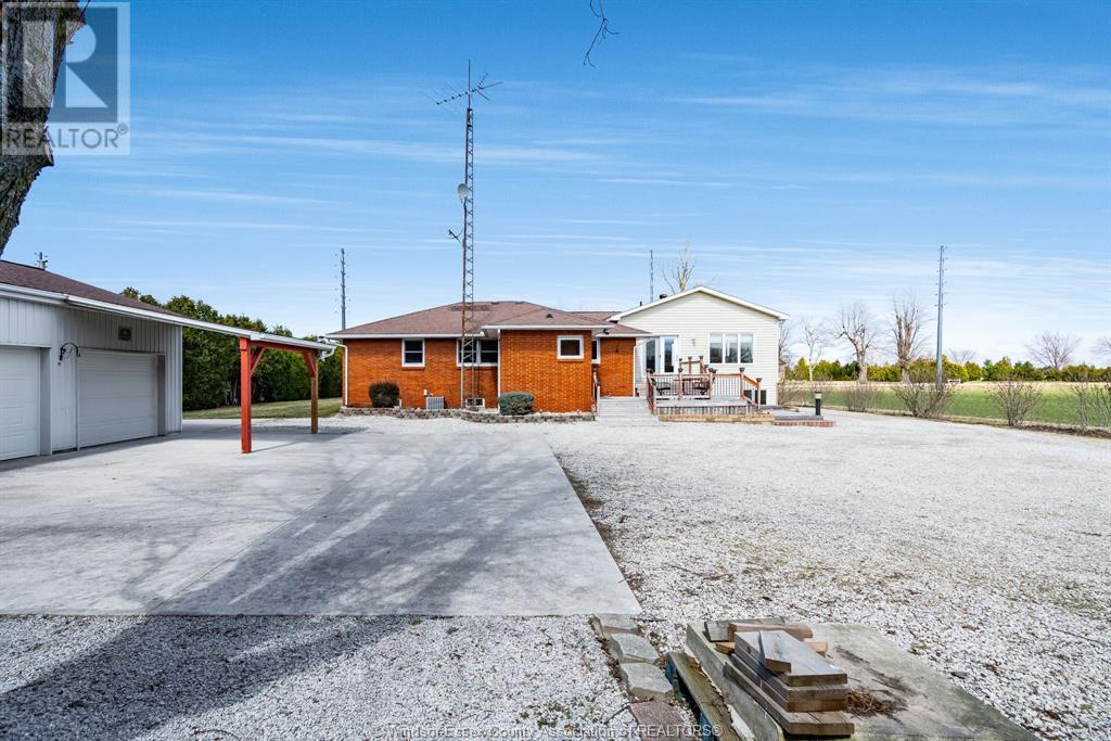 Photo 20 of 208 Mersea Rd 8, Leamington ON
