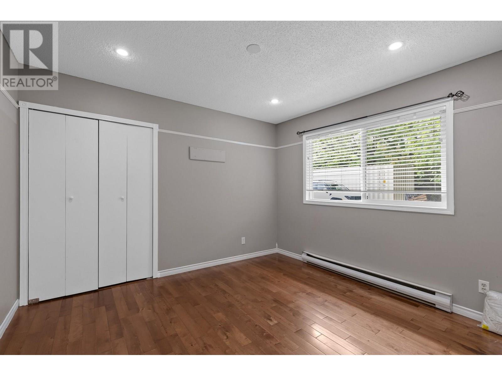 5585 REID ROAD - 59
