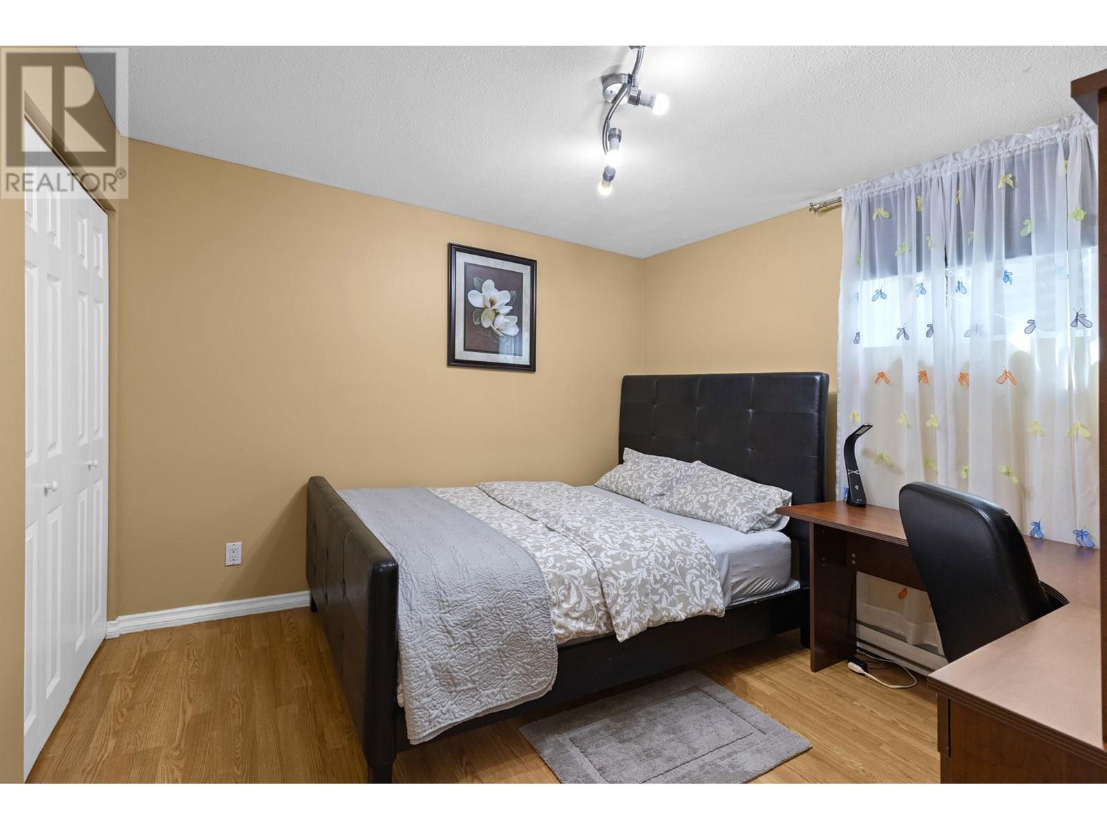 5585 REID ROAD - 71