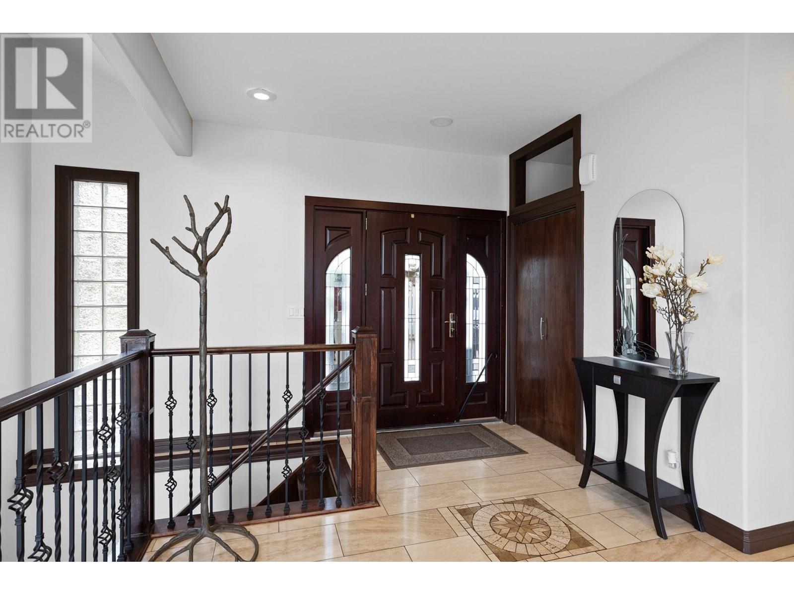 5585 REID ROAD - 6