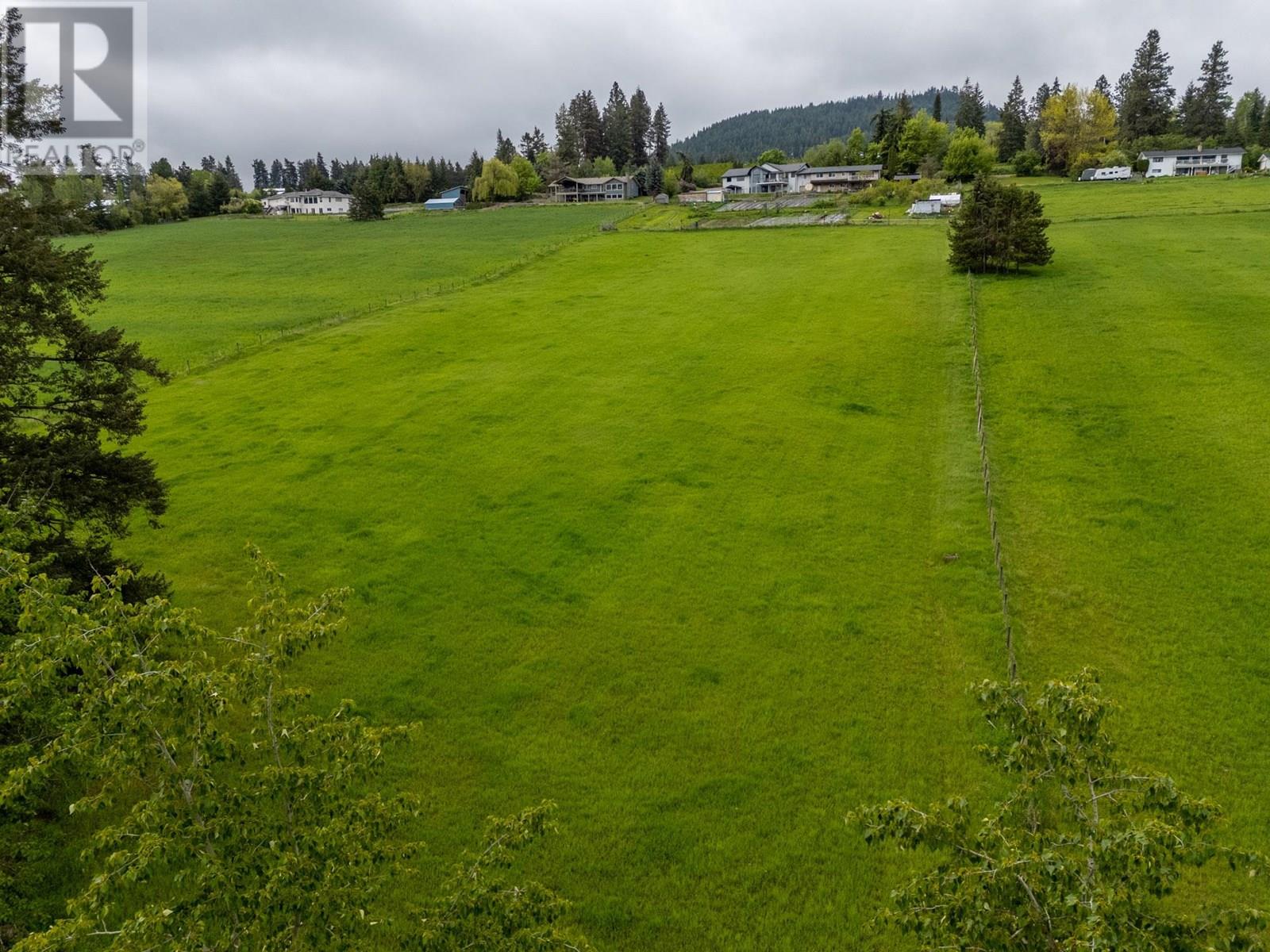 5585 REID ROAD - 99