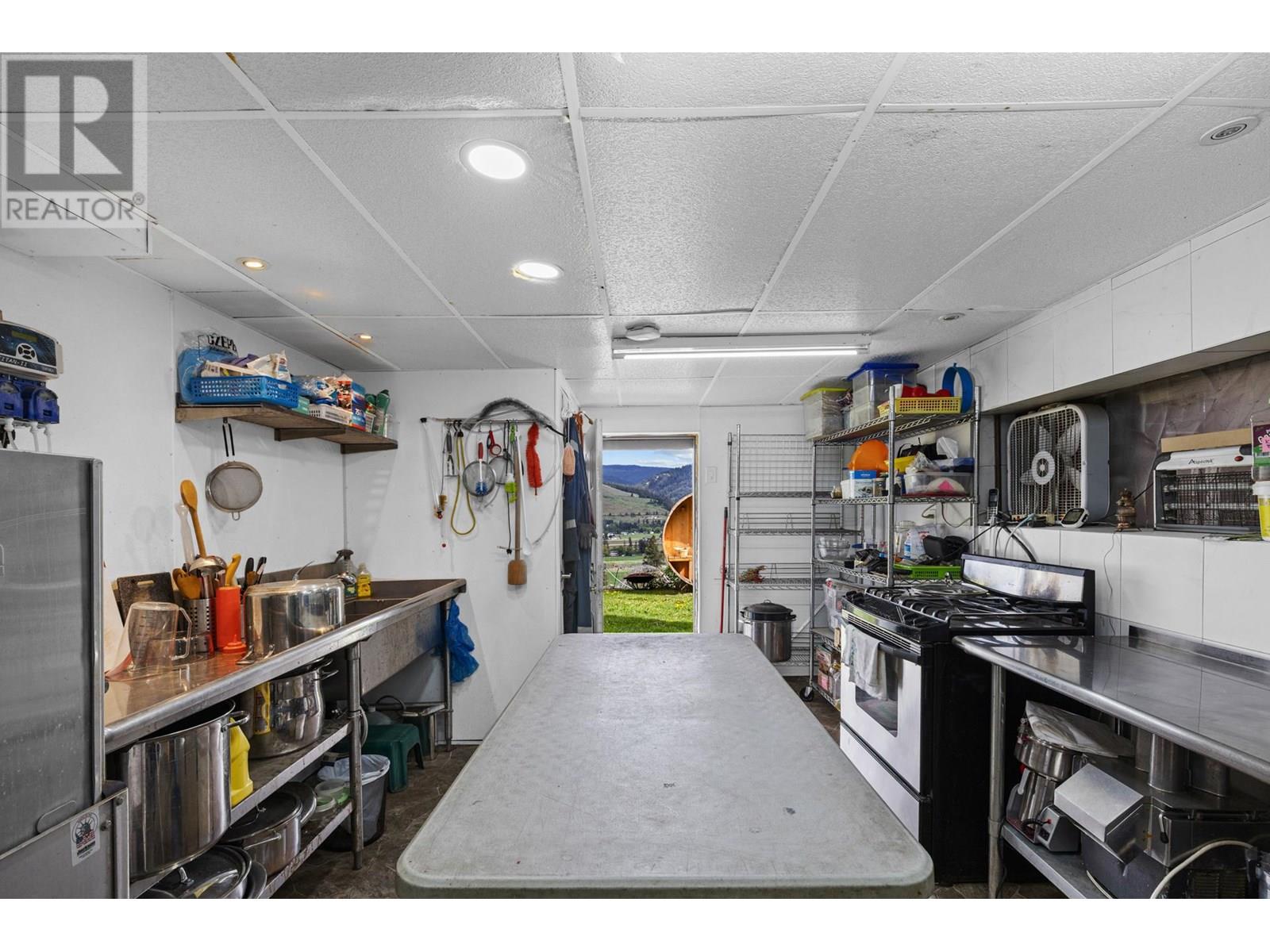 5585 REID ROAD - 83
