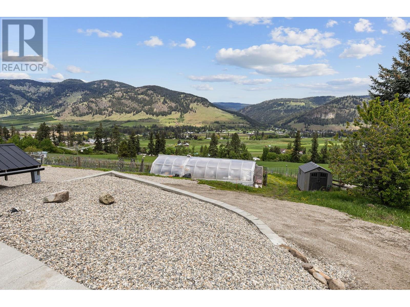 5585 REID ROAD - 89