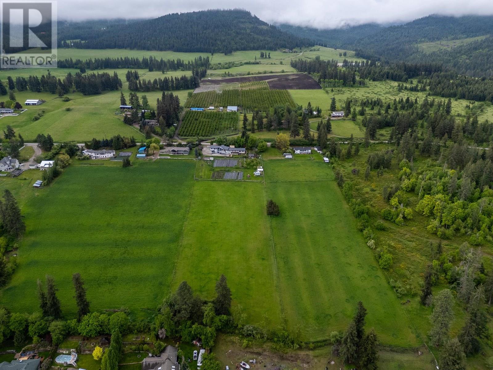 5585 REID ROAD - 98
