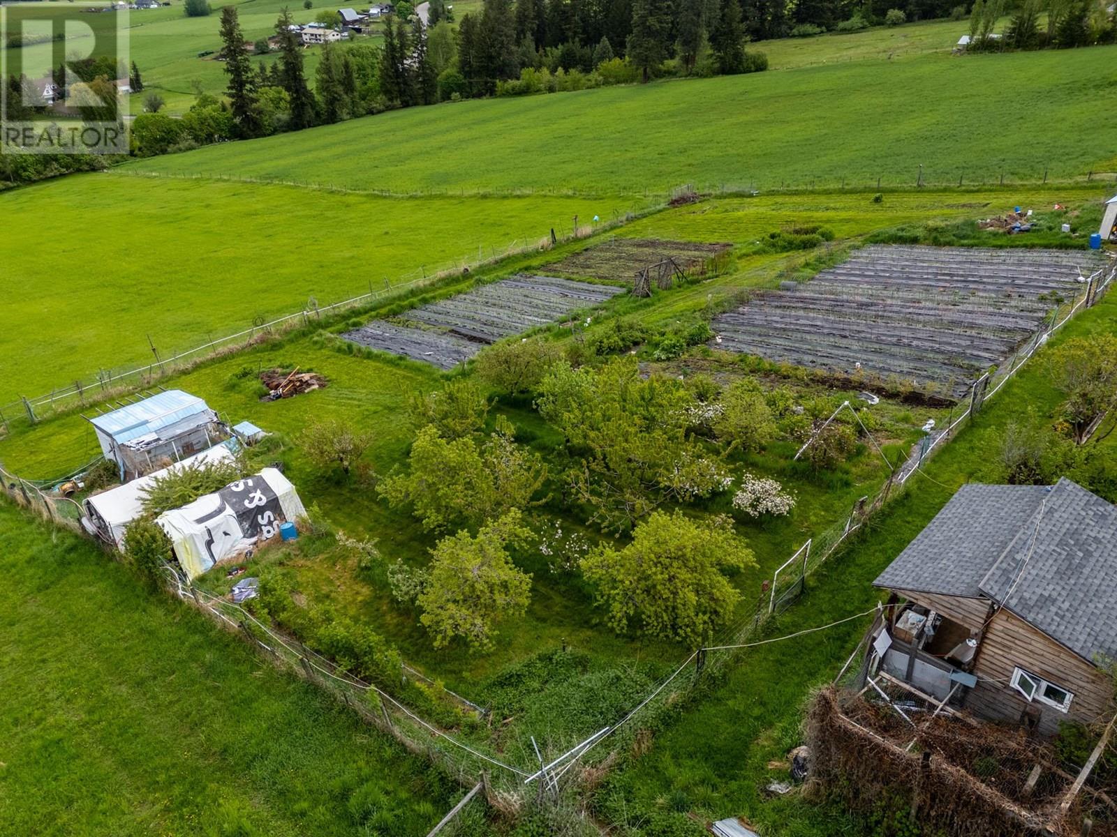 5585 REID ROAD - 95