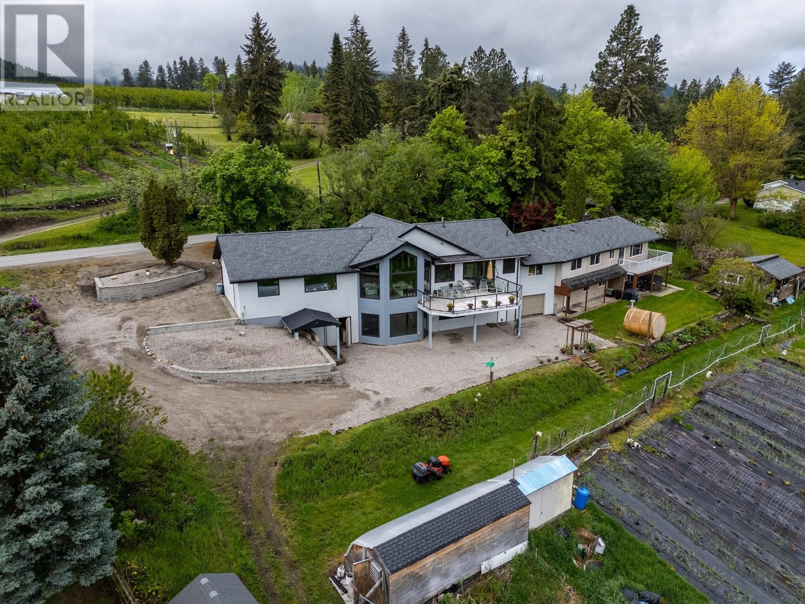 5585 REID ROAD - 91