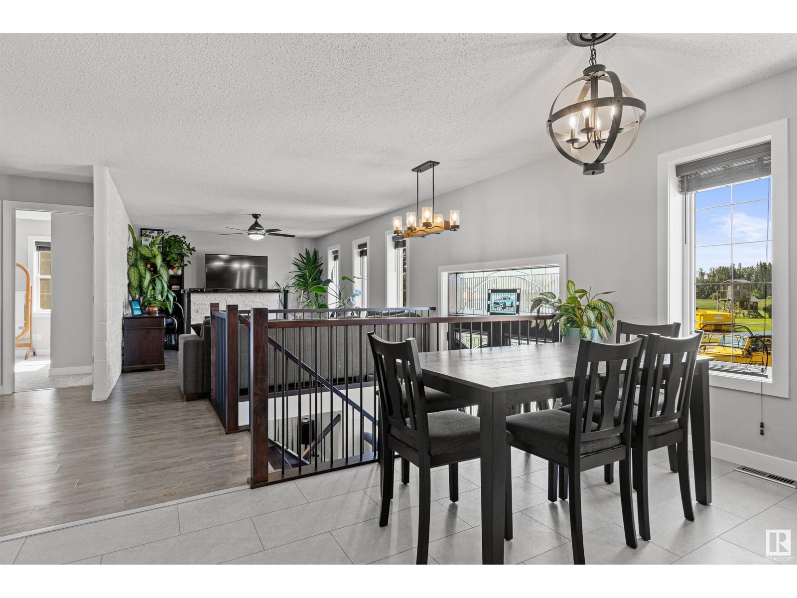 Photo 35 of 63 Glenwood Cr, Stony Plain AB