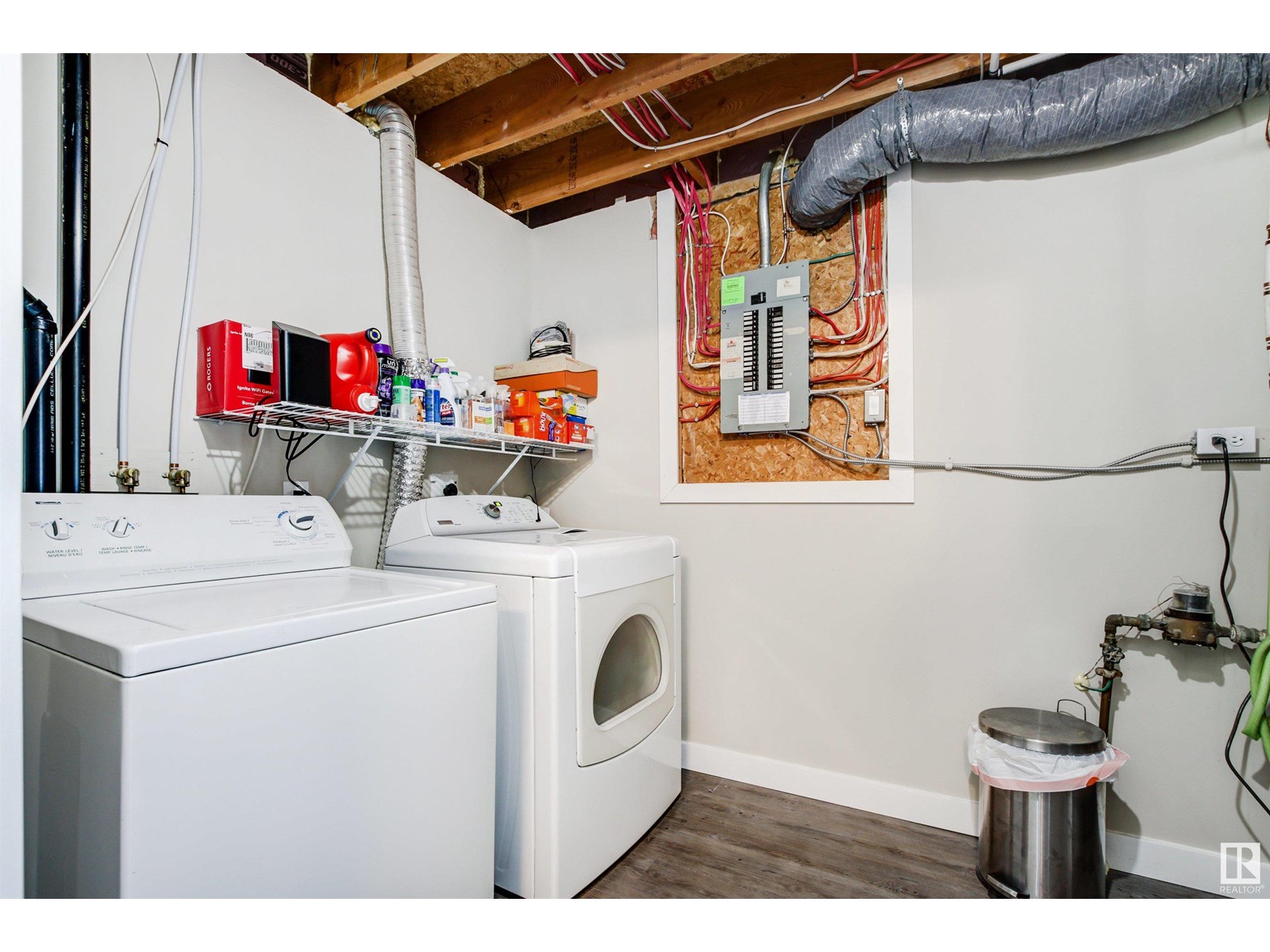 Photo 14 of 63 Glenwood Cr, Stony Plain AB